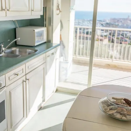 The View By Connexion Antibes
